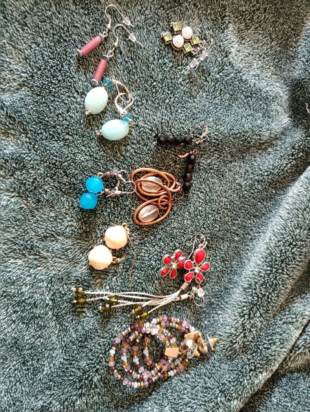 Earring Bundle-10 Pairs-mix Of Gemstone And Crystal - Picture 11 of 11